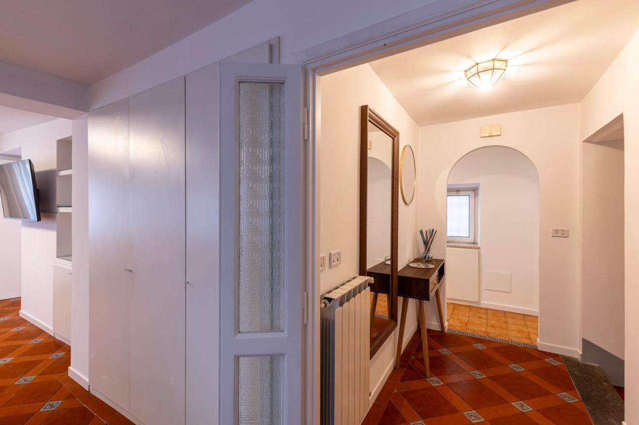 Parlamento Luxury Apartment Рим Екстер'єр фото