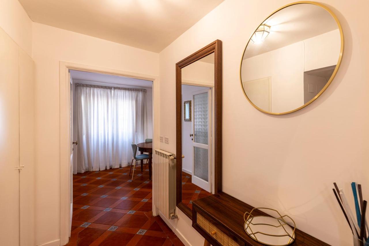 Parlamento Luxury Apartment Рим Екстер'єр фото